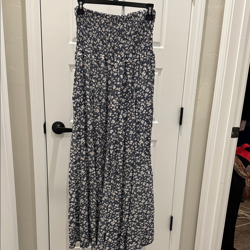 Floral Print Flare Cut Pants - Blue and White
